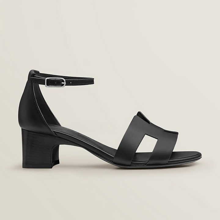 CHLOÉ | Elegant Summer Sandals