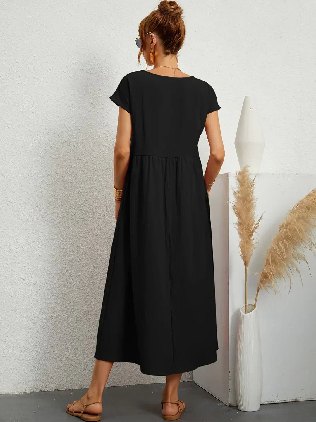 Cintia | Effortless Midi Dress with Pockets