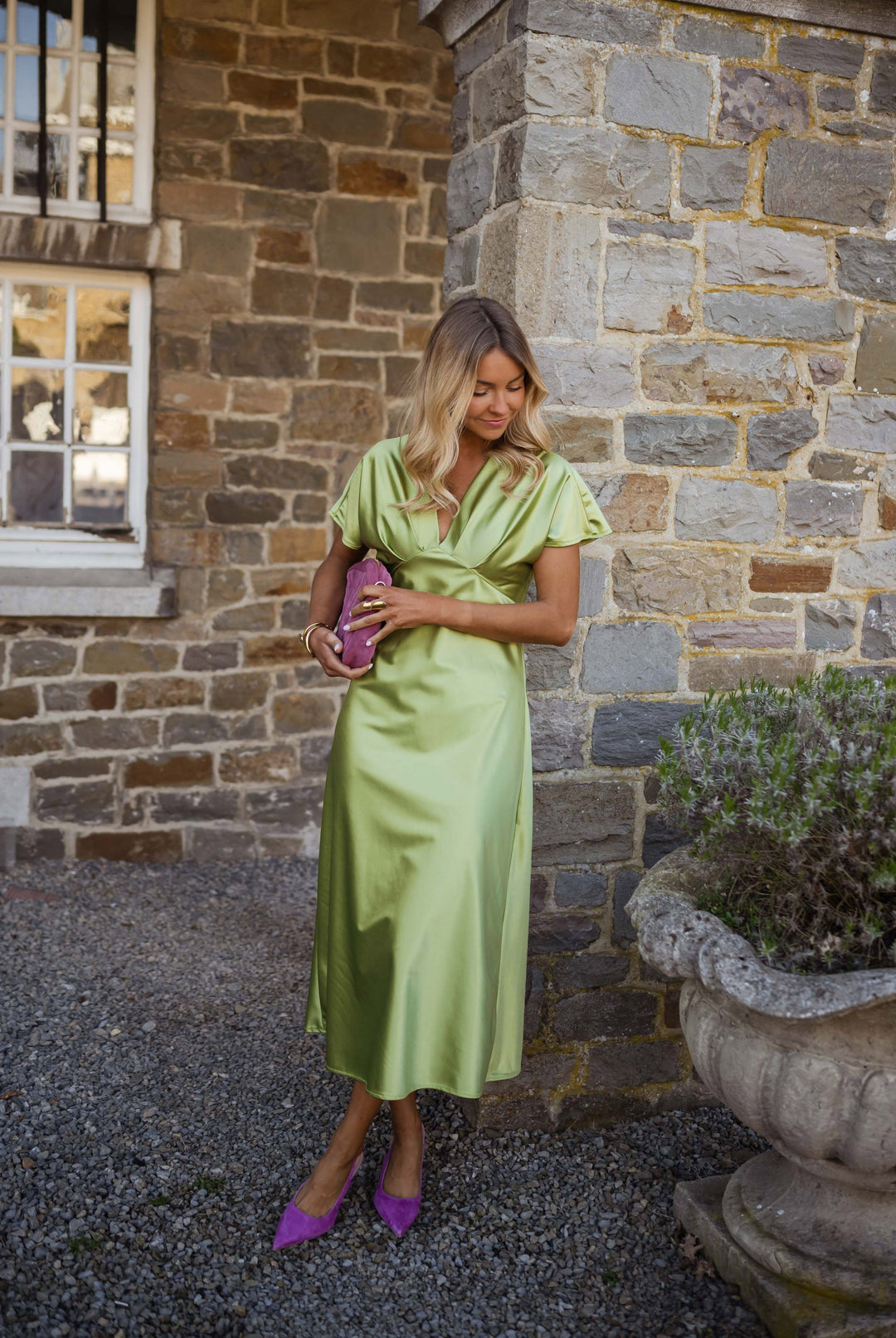 Eleonore | The Satin Dress with V-Neckline