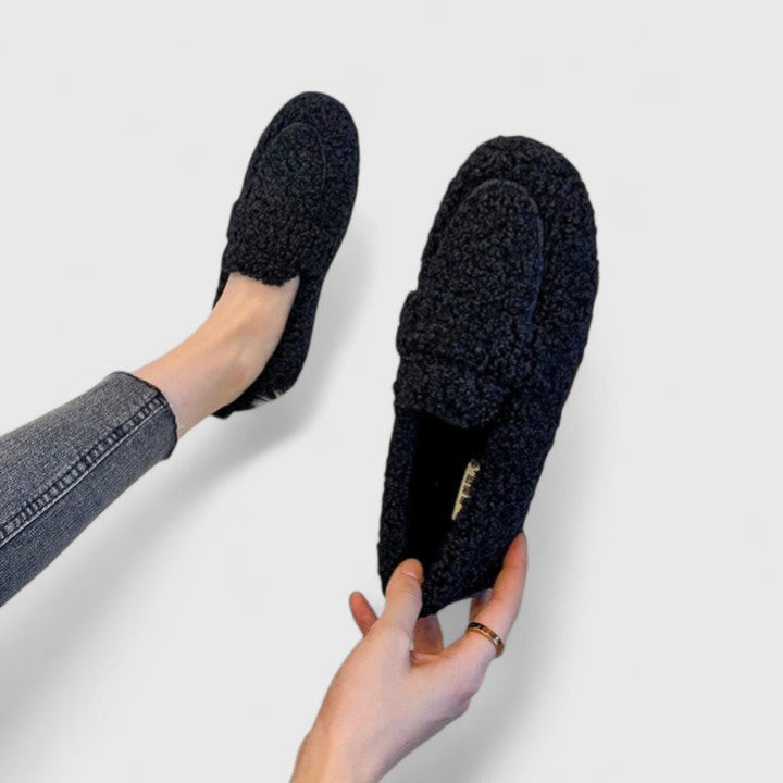 Aveline | Warm Slippers with Elegant Design